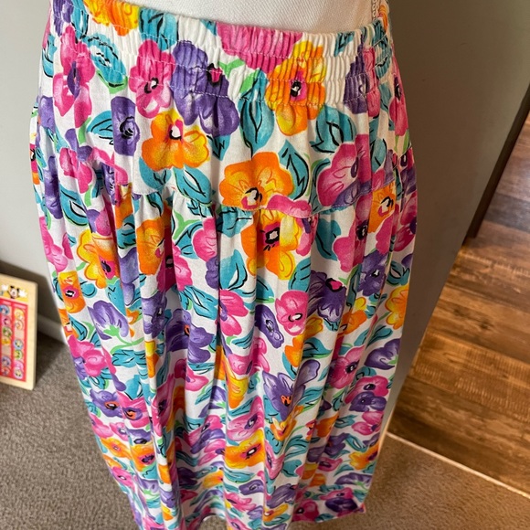 Vintage Cabin Creek floral skirt - Picture 6 of 6